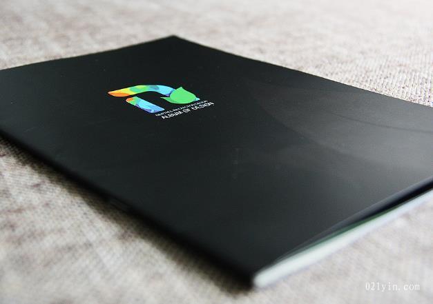 <strong>上海印刷廠</strong>分享公司畫冊設(shè)計必須具有三個特征